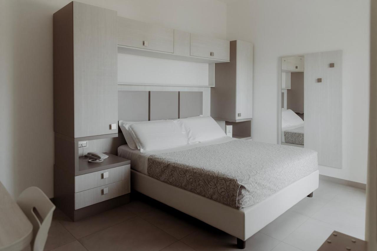 Hotel Caravel Vasto Exterior photo